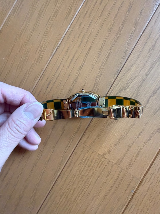 トータスジュエリー 腕時計（高級時計）の商品画像 - 査定依頼日：2026年4月4日 - 最高査定価格：1,000円