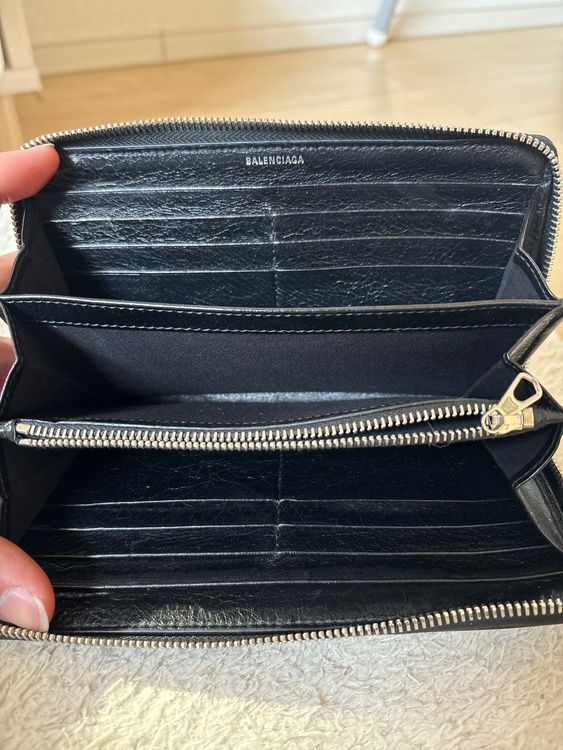 バレンシアガ  （ブランドバッグ）の商品画像 - 査定依頼日：2025年12月13日 - 最高査定価格：27,000円