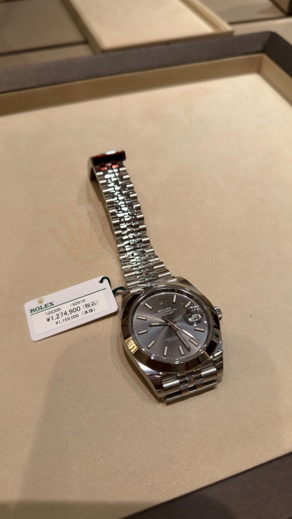 ロレックス デイトジャスト 126300（高級時計）の商品画像 - 査定依頼日：2025年12月3日 - 最高査定価格：1,680,000円