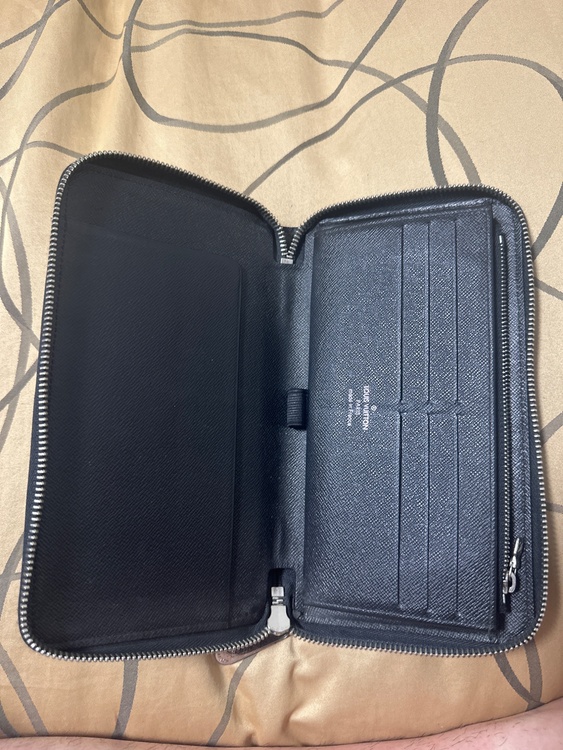 ルイヴィトン エピ （ブランドバッグ）の商品画像 - 査定依頼日：2026年4月15日 - 最高査定価格：100,000円