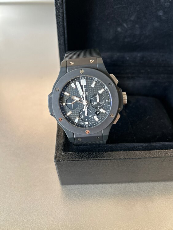 ウブロ ビックバン （高級時計）の商品画像 - 査定依頼日：2025年1月25日 - 最高査定価格：710,000円