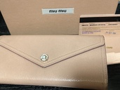 ミュウミュウ  （ブランドバッグ）の商品画像 - 査定依頼日：2026年3月21日 - 最高査定価格：15,000円