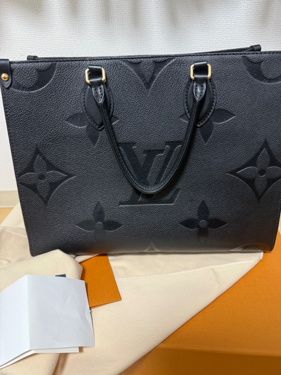 オンザゴー　M44595（ブランドバッグ）の商品画像 - 査定依頼日：2026年3月24日 - 最高査定価格：280,000円