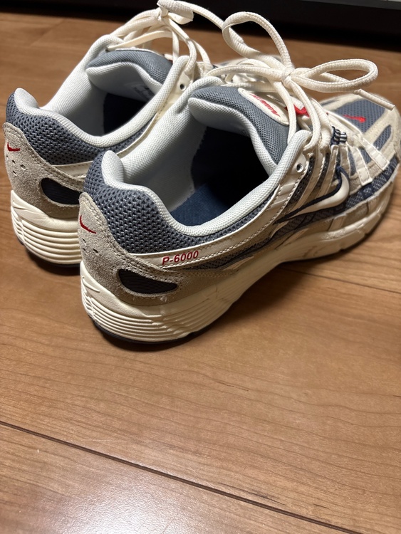 NIKEp-6000lt khaki/pale ivory （古着・ファッション）の商品画像 - 査定依頼日：2026年5月6日 - 最高査定価格：2,000円