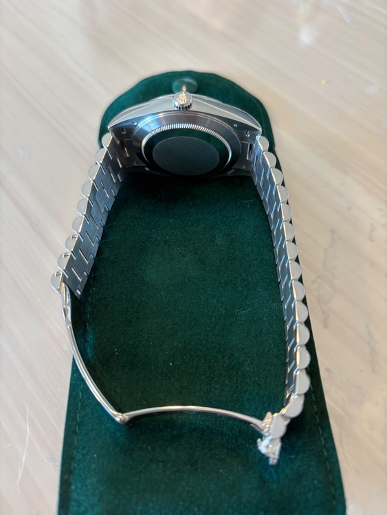 ロレックス　デイデイト　アイスブルー（高級時計）の商品画像 - 査定依頼日：2025年7月18日 - 最高査定価格：9,200,000円