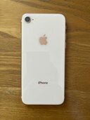 iPhone8（スマホ）の商品画像 - 査定依頼日：2023年11月22日 - 最高査定価格：9,000円