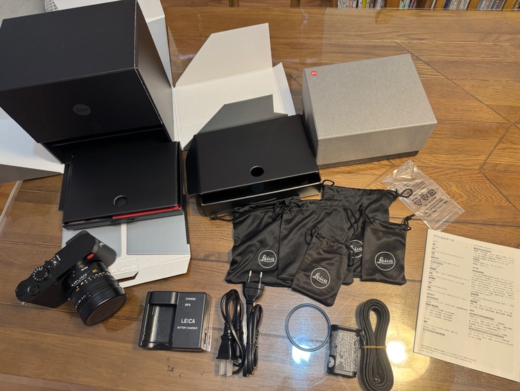 Q2（カメラ）の商品画像 - 査定依頼日：2026年1月11日 - 最高査定価格：360,000円