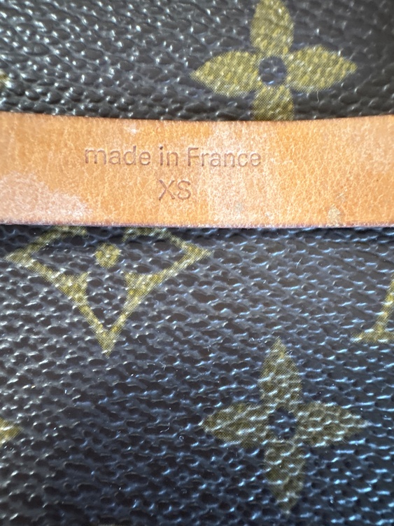 ポシェットフロランティーヌ（古着・ファッション）の商品画像 - 査定依頼日：2025年12月13日 - 最高査定価格：30,000円