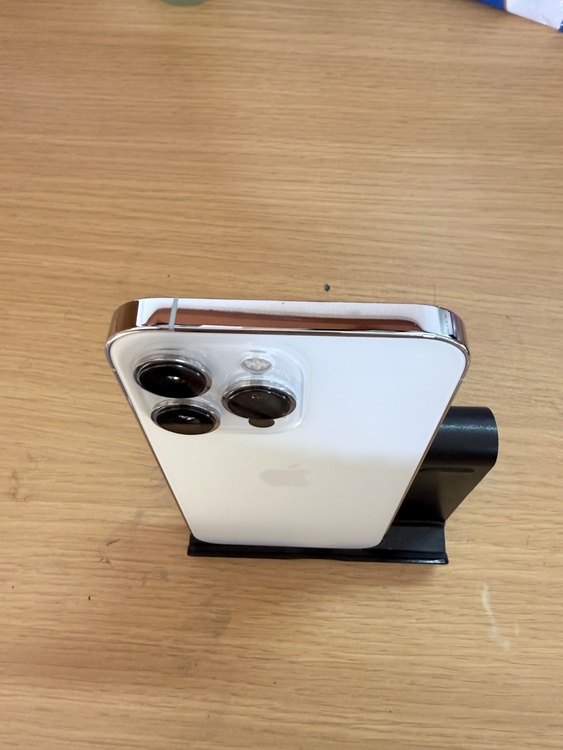 iPhone 13 Pro 256GB SIMフリー（スマホ）の商品画像 - 査定依頼日：2026年2月2日 - 最高査定価格：53,000円