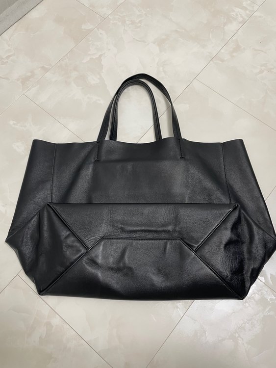 セリーヌ　ホリゾンタルカバ（ブランドバッグ）の商品画像 - 査定依頼日：2022年9月20日 - 最高査定価格：33,000円