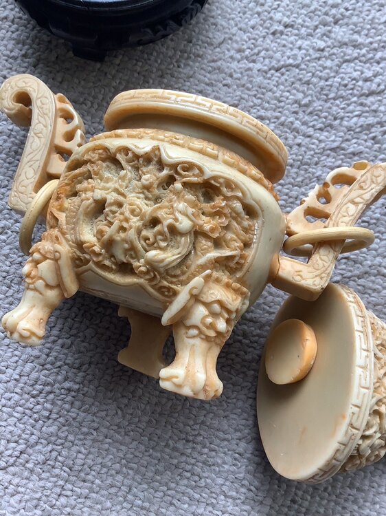 象牙置物（美術品・骨董品）の商品画像 - 査定依頼日：2025年5月11日 - 最高査定価格：8,000円