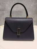 ヴァレクストラ  （ブランドバッグ）の商品画像 - 査定依頼日：2025年4月15日 - 最高査定価格：150,000円