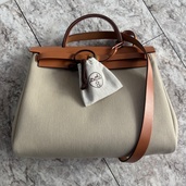 エールバックジップ31（ブランドバッグ）の商品画像 - 査定依頼日：2026年2月4日 - 最高査定価格：330,000円