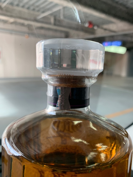 ウイスキー サントリー響 （お酒）の商品画像 - 査定依頼日：2025年10月24日 - 最高査定価格：9,000円