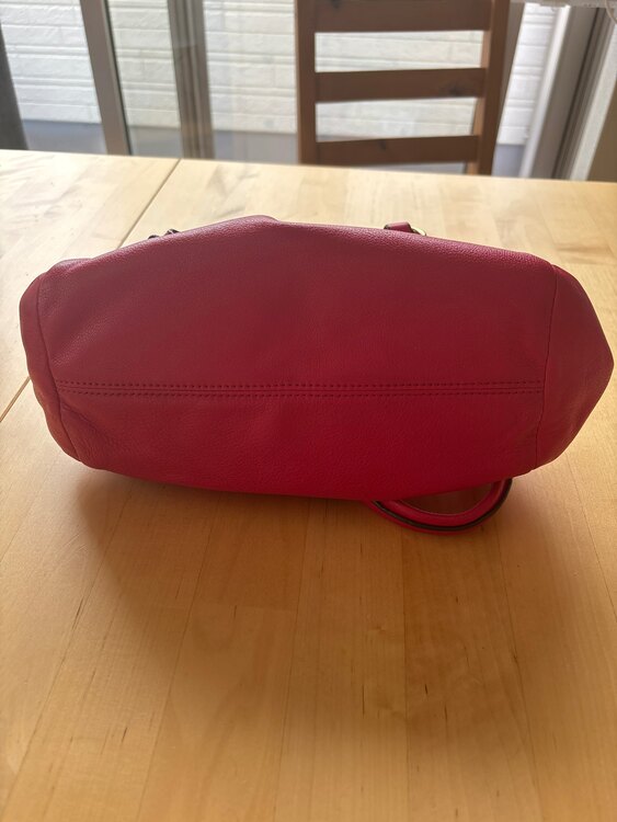 その他 コーチ （ブランドバッグ）の商品画像 - 査定依頼日：2025年5月16日 - 最高査定価格：3,000円