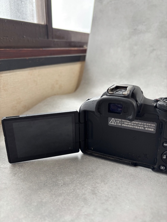 EOS R50（カメラ）の商品画像 - 査定依頼日：2026年2月7日 - 最高査定価格：35,000円