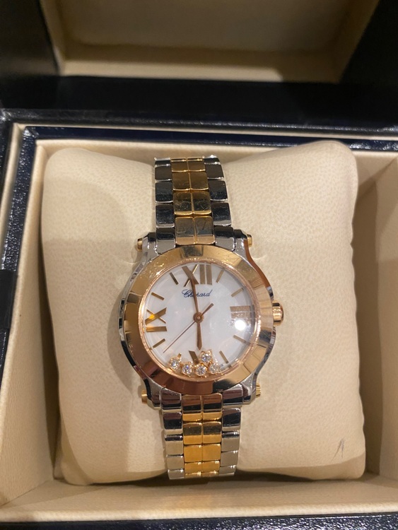 ショパール ハッピースポーツ ハッピースポーツ　コンビ（高級時計）の商品画像 - 査定依頼日：2025年9月11日 - 最高査定価格：800,000円