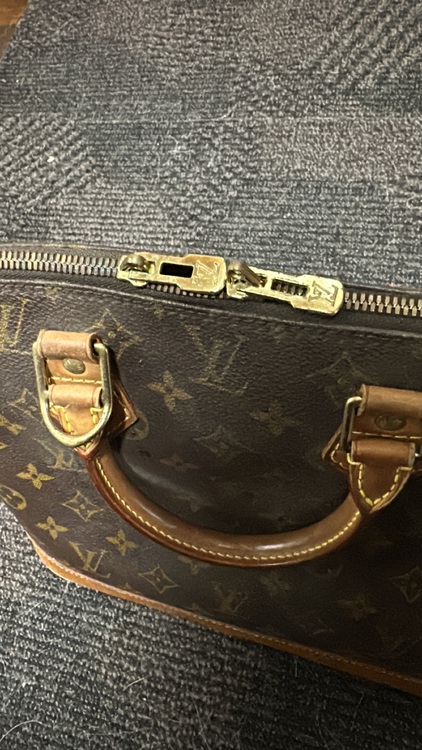 ルイヴィトン アルマ （ブランドバッグ）の商品画像 - 査定依頼日：2025年8月10日 - 最高査定価格：30,000円