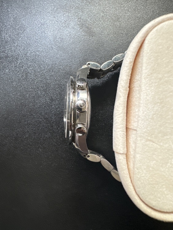 オメガ スピードマスター 3513.5（高級時計）の商品画像 - 査定依頼日：2025年9月20日 - 最高査定価格：260,000円