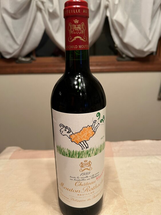 Château Mouton-Rothschild	1999（お酒）の商品画像 - 査定依頼日：2025年3月30日 - 最高査定価格：58,000円