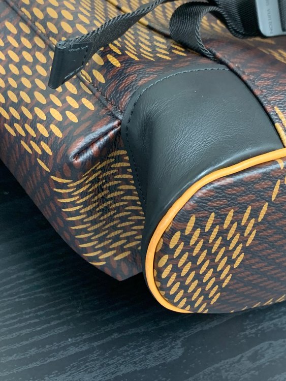 クリストファーPM N40358 ダミエジャイアント モノグラム NIGO バッ（ブランドバッグ）の商品画像 - 査定依頼日：2022年9月12日 - 最高査定価格：272,000円