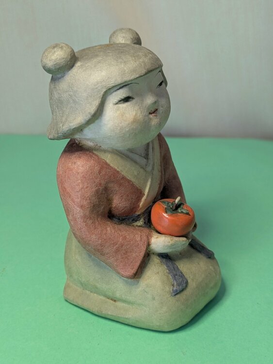 柿を持つ少女（美術品・骨董品）の商品画像 - 査定依頼日：2026年6月14日 - 最高査定価格：1,000円