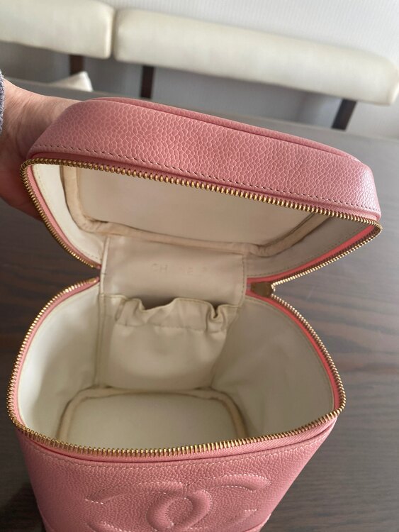 シャネル シャネル(その他) （ブランドバッグ）の商品画像 - 査定依頼日：2025年1月9日 - 最高査定価格：100,000円