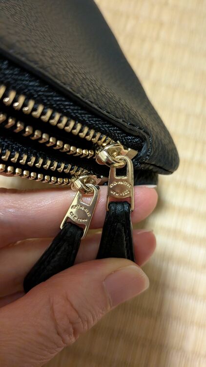 コーチ 財布（ブランド財布・小物）の商品画像 - 査定依頼日：2025年10月18日 - 最高査定価格：2,000円