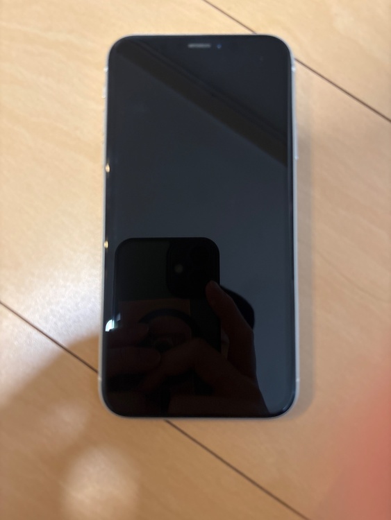 iPhoneXR 64GB au（スマホ）の商品画像 - 査定依頼日：2026年4月11日 - 最高査定価格：14,000円