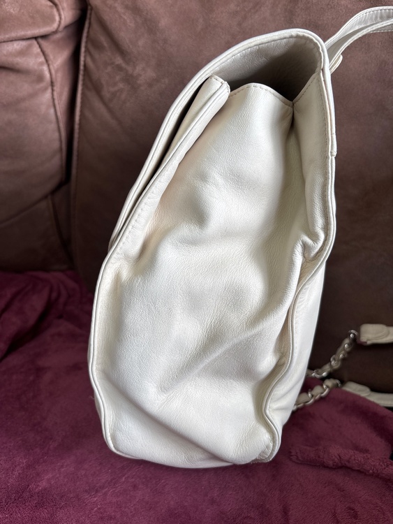 リュック（ブランドバッグ）の商品画像 - 査定依頼日：2025年12月8日 - 最高査定価格：140,000円