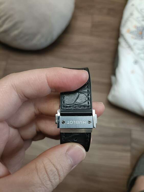 ウブロ クラシックフュージョン 7070（高級時計）の商品画像 - 査定依頼日：2025年3月16日 - 最高査定価格：750,000円