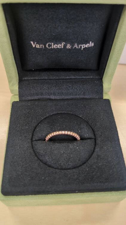 ヴァンクリ　ペルレ　ローズゴールド51（金・貴金属）の商品画像 - 査定依頼日：2025年11月21日 - 最高査定価格：110,000円