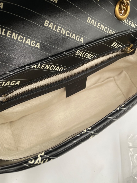 グッチ  （ブランドバッグ）の商品画像 - 査定依頼日：2025年6月8日 - 最高査定価格：180,000円