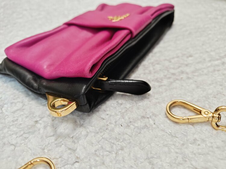 プラダ  （ブランドバッグ）の商品画像 - 査定依頼日：2026年2月23日 - 最高査定価格：50,000円