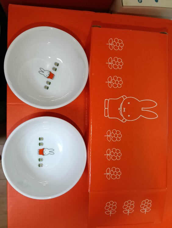 ミッフィー小さめ茶碗(2個セット)（食器）の商品画像 - 査定依頼日：2026年8月2日 - 最高査定価格：1,000円