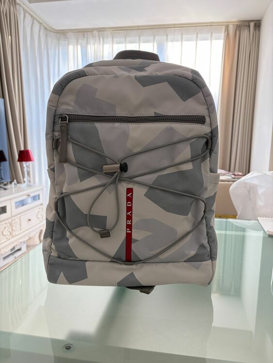 リュックサック（ブランドバッグ）の商品画像 - 査定依頼日：2025年11月10日 - 最高査定価格：100,000円