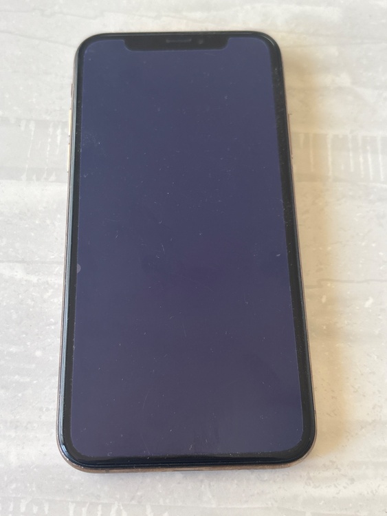 iPhoneXS 64GB docomo（スマホ）の商品画像 - 査定依頼日：2026年4月11日 - 最高査定価格：11,000円