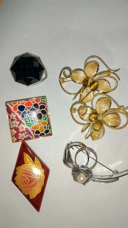 金杯 ネックレス 腕時計（金・貴金属）の商品画像 - 査定依頼日：2023年10月8日 - 最高査定価格：100,000円