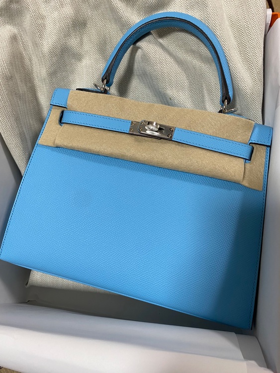 エルメス ケリー （ブランドバッグ）の商品画像 - 査定依頼日：2025年12月3日 - 最高査定価格：2,500,000円