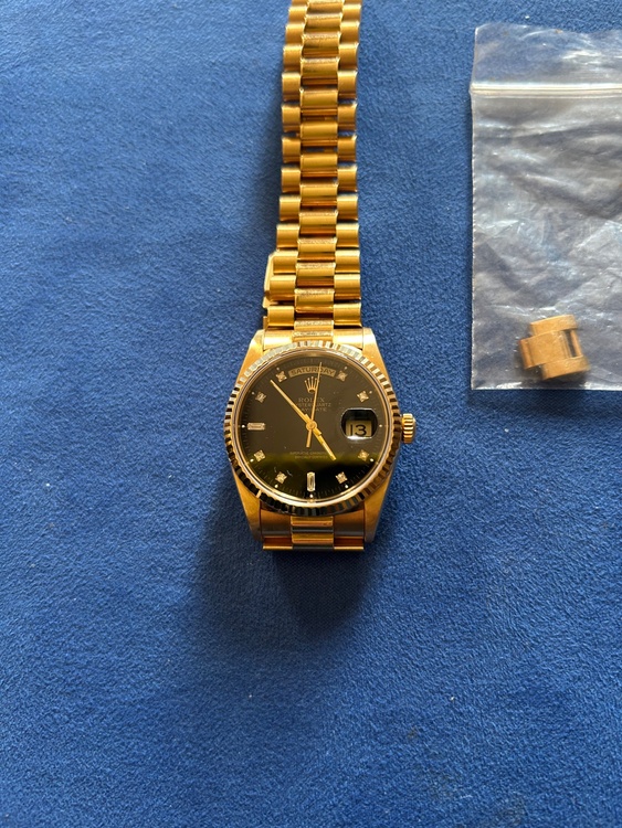 ディディト　ブラックフェイス　テンポイントダイヤ（高級時計）の商品画像 - 査定依頼日：2026年3月8日 - 最高査定価格：3,350,000円