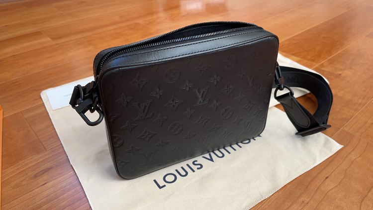  M69827 デュオ・メッセンジャー（ブランドバッグ）の商品画像 - 査定依頼日：2022年9月25日 - 最高査定価格：185,000円