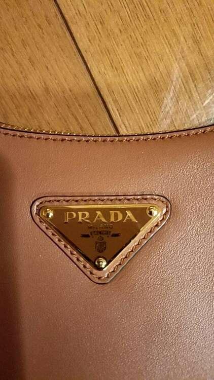 プラダ  （ブランドバッグ）の商品画像 - 査定依頼日：2025年3月28日 - 最高査定価格：200,000円