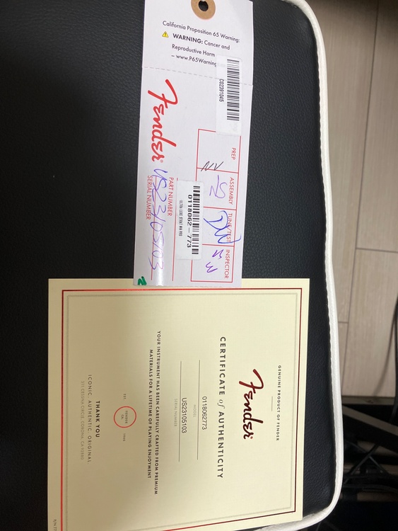 Fender american ultra luxe SSS（ピアノ・楽器・PA機材）の商品画像 - 査定依頼日：2025年12月12日 - 最高査定価格：200,000円