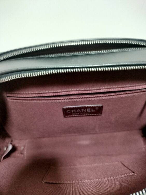 型番は20458004（ブランドバッグ）の商品画像 - 査定依頼日：2025年10月21日 - 最高査定価格：200,000円