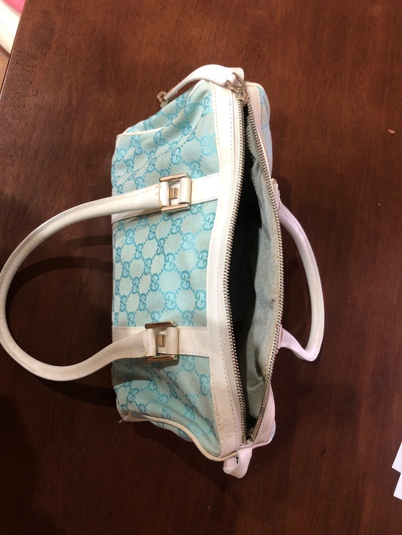 グッチ  （ブランドバッグ）の商品画像 - 査定依頼日：2026年3月6日 - 最高査定価格：25,000円