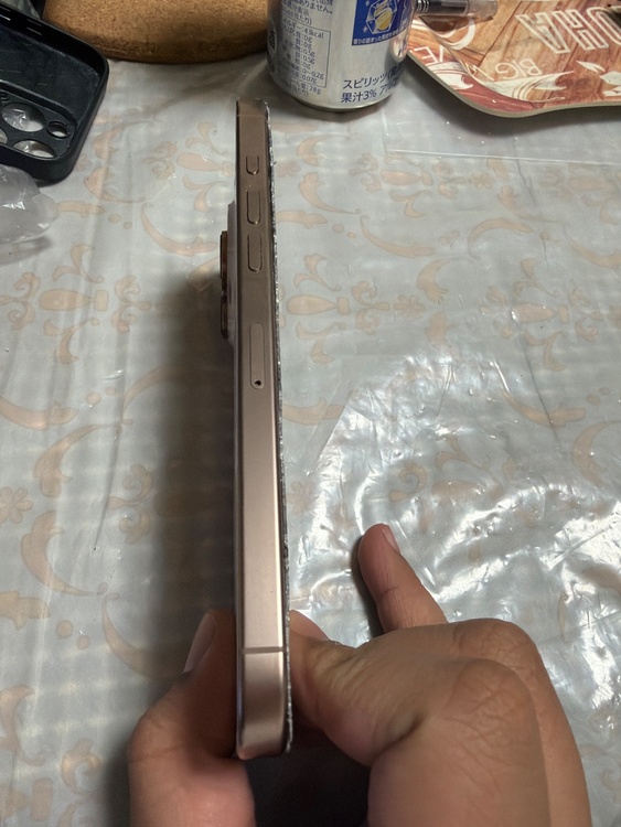 iPhone 16 Pro Max 256GB SIMフリー（スマホ）の商品画像 - 査定依頼日：2026年2月11日 - 最高査定価格：73,000円