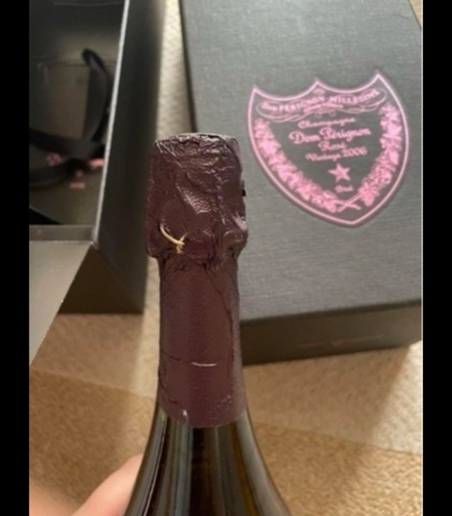 シャンパン ドン・ペリニヨン （お酒）の商品画像 - 査定依頼日：2025年11月12日 - 最高査定価格：34,000円