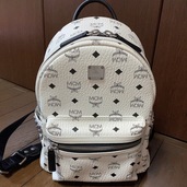 MCMリュック（ブランドバッグ）の商品画像 - 査定依頼日：2022年2月2日 - 最高査定価格：15,000円