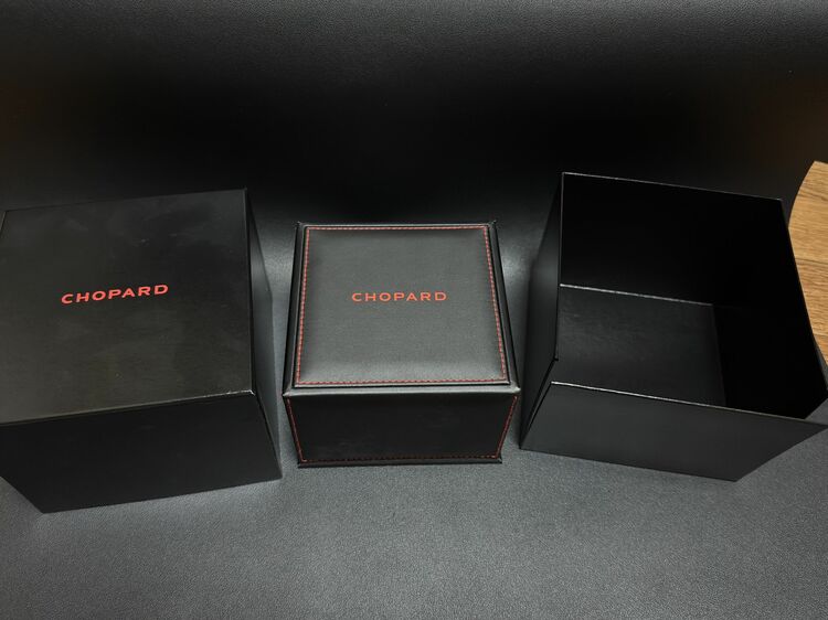 ミッレ ミリアgts パワーコントロール グリジオ・スペチアーレ（高級時計）の商品画像 - 査定依頼日：2025年6月28日 - 最高査定価格：650,000円