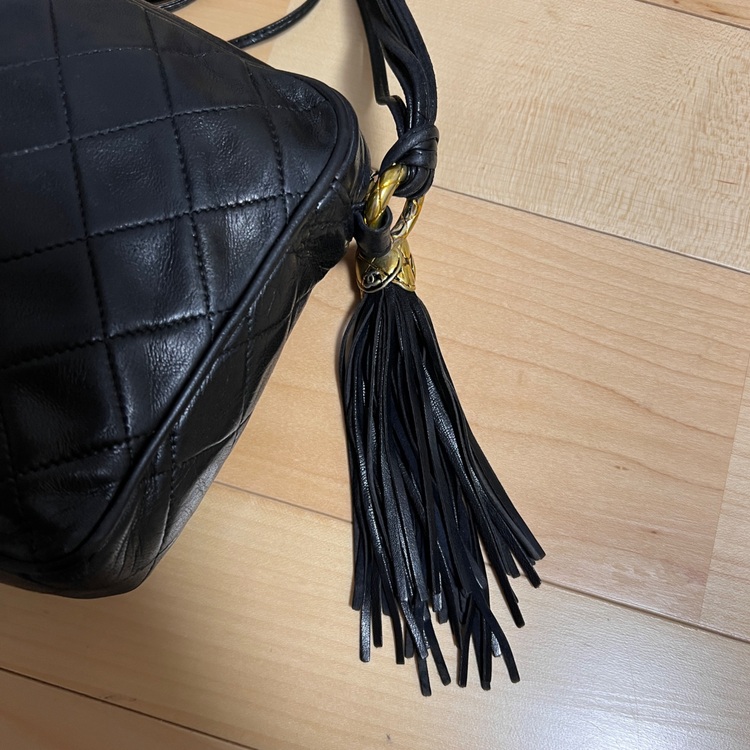 フリンジショルダーバッグ（ブランドバッグ）の商品画像 - 査定依頼日：2025年9月29日 - 最高査定価格：170,000円